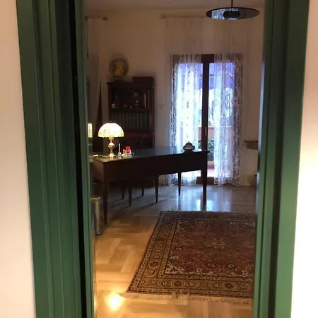 Nadia Guest house